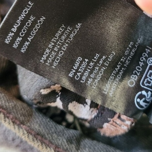 Free People We The Free Ripple Wide Leg Cropped Thrashed Deconstructed Jeans NWT - Picture 12 of 15